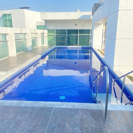 Suites Emporium Guayaquil Esterno foto