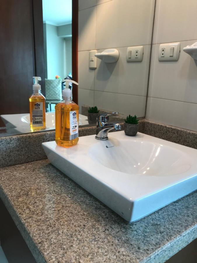 Suites Emporium Guayaquil Esterno foto
