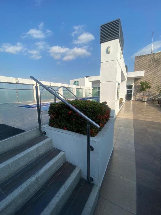 Suites Emporium Guayaquil Esterno foto